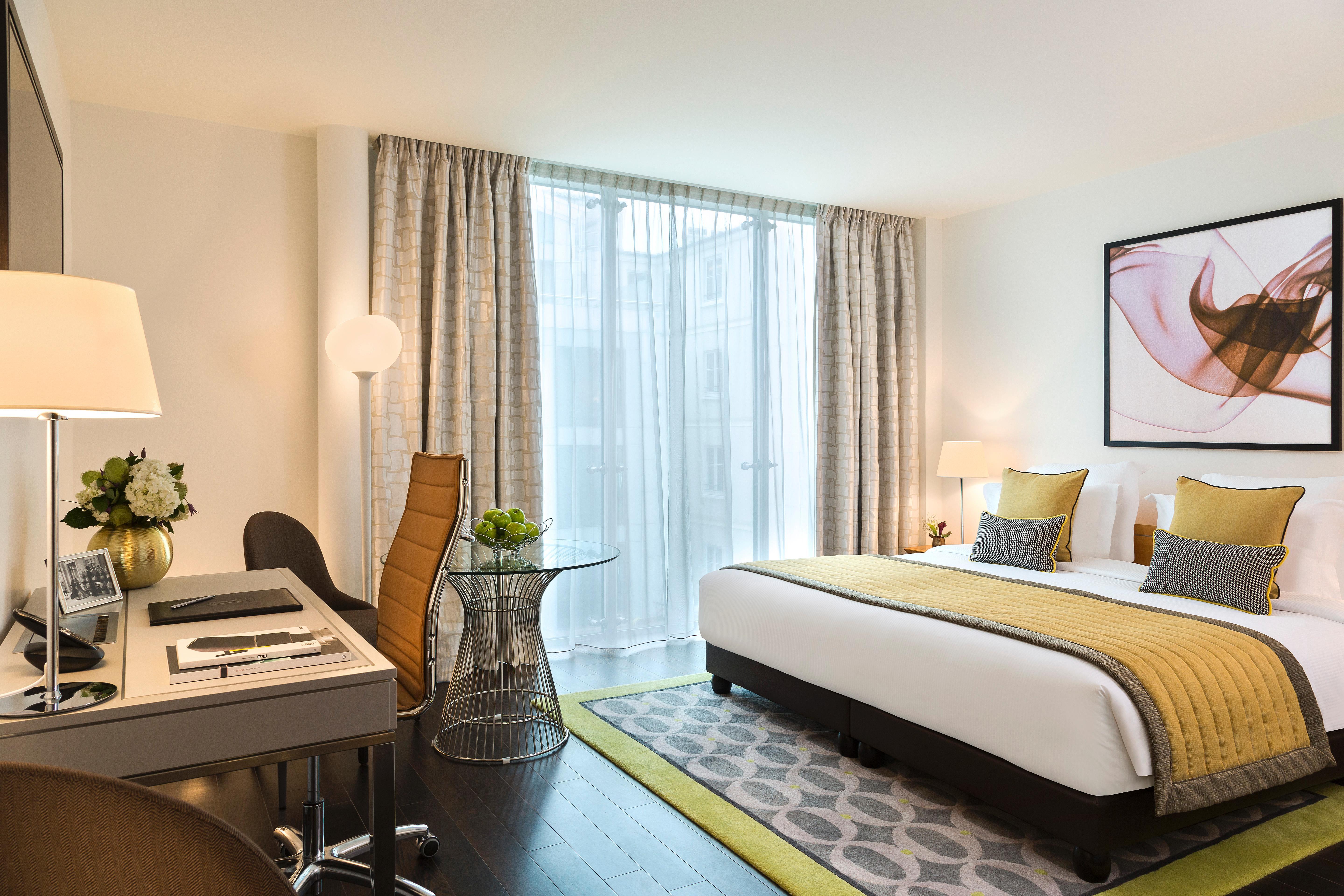 La Clef Tour Eiffel Paris By The Crest Collection Hotel Екстериор снимка